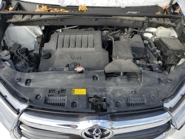 5TDJKRFH0GS232024 - 2016 TOYOTA HIGHLANDER XLE WHITE photo 11