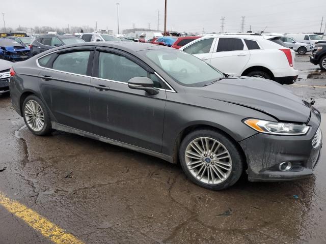 3FA6P0HD5FR303934 - 2015 FORD FUSION SE GRAY photo 4