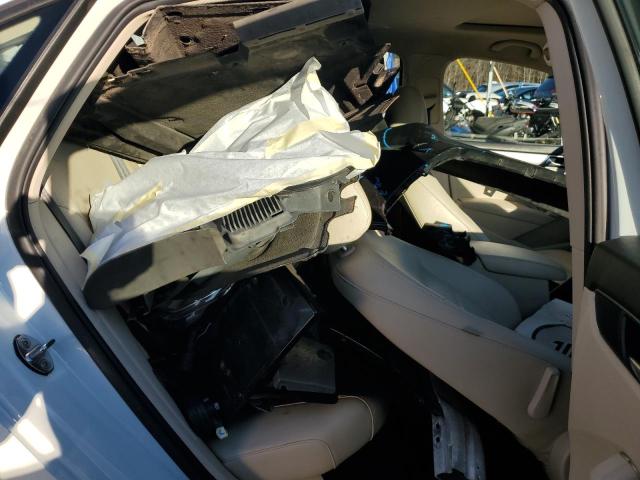 1VWLA7A32KC000379 - 2019 VOLKSWAGEN PASSAT WOLFSBURG WHITE photo 10