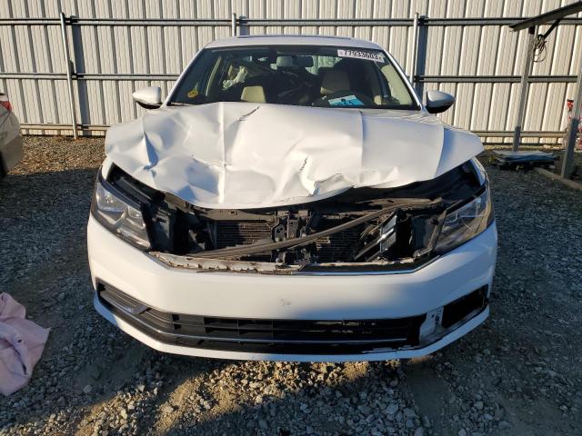 1VWLA7A32KC000379 - 2019 VOLKSWAGEN PASSAT WOLFSBURG WHITE photo 5