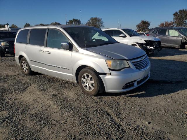 2A4RR8DG3BR772241 - 2011 CHRYSLER TOWN & COU TOURING L SILVER photo 4