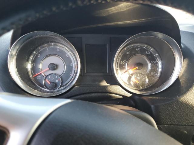 2A4RR8DG3BR772241 - 2011 CHRYSLER TOWN & COU TOURING L SILVER photo 9