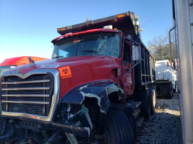 1M2AG11C55M017791 - 2005 MACK 700 CV700 RED photo 9