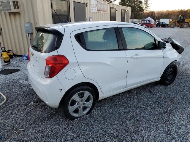 KL8CB6SA9KC729334 - 2019 CHEVROLET SPARK LS WHITE photo 3