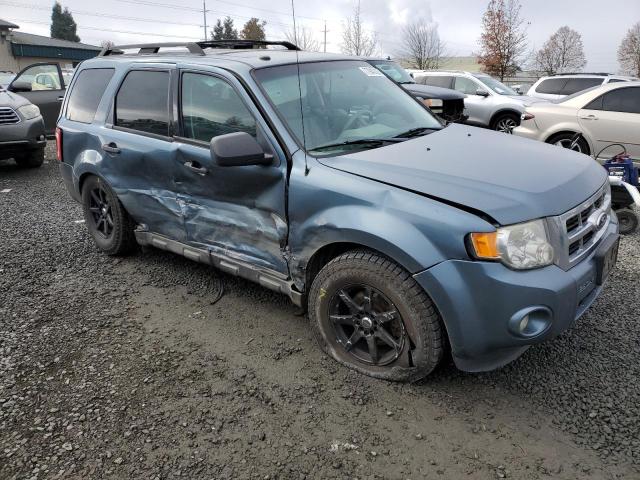 1FMCU0DG8CKB32078 - 2012 FORD ESCAPE XLT BLUE photo 4