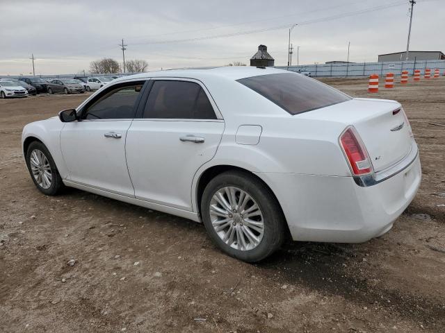 2C3CCARG2DH581145 - 2013 CHRYSLER 300 WHITE photo 2