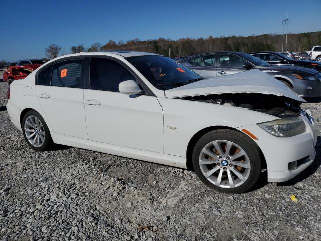 WBAPH7G5XBNM55166 - 2011 BMW 328 I WHITE photo 4