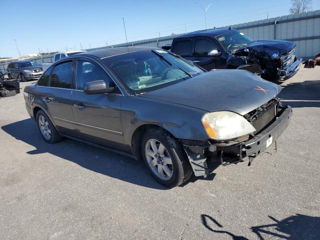 1FAFP24185G132531 - 2005 FORD FIVE HUNDR SEL GRAY photo 4