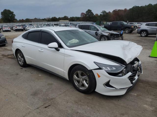 5NPEG4JA5MH129652 - 2021 HYUNDAI SONATA SE WHITE photo 4