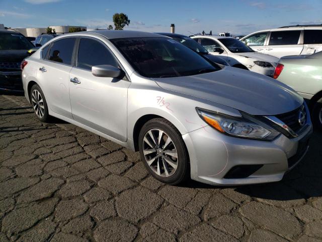 1N4AL3AP1HC228453 - 2017 NISSAN ALTIMA 2.5 SILVER photo 4