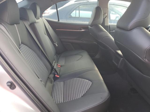 4T1G11AK3PU758446 - 2023 TOYOTA CAMRY SE NIGHT SHADE SILVER photo 10