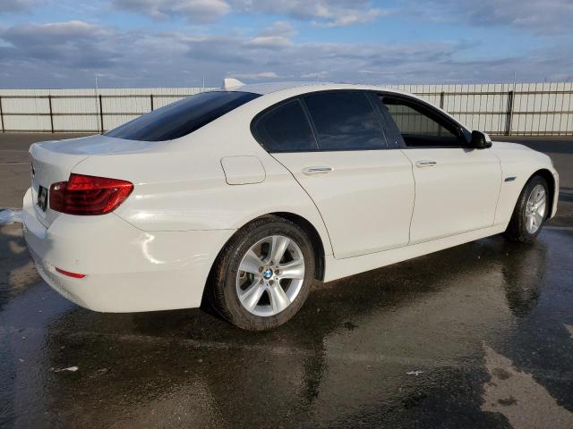 WBA5A5C56GD529959 - 2016 BMW 528 I WHITE photo 3