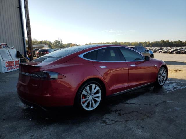 5YJSA1H25EFP69197 - 2014 TESLA MODEL S RED photo 3