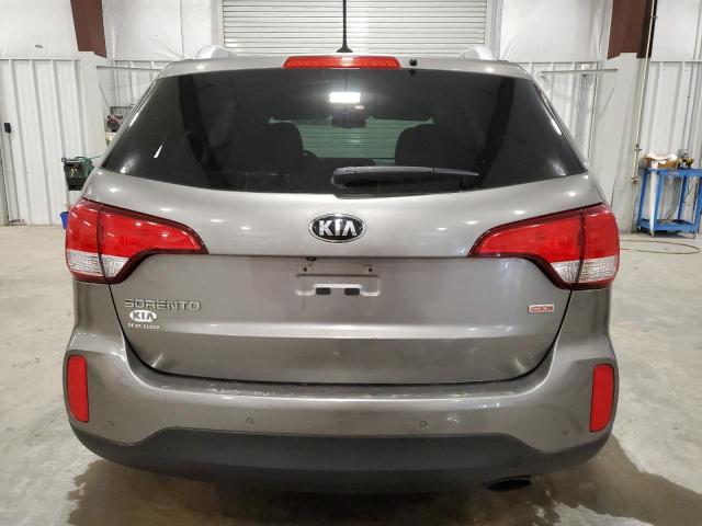 5XYKTCA67FG644540 - 2015 KIA SORENTO LX GRAY photo 6