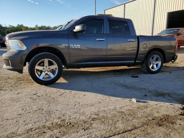 1C6RR6KT7JS211264 - 2018 RAM RAM TRUCK ST GRAY photo 1