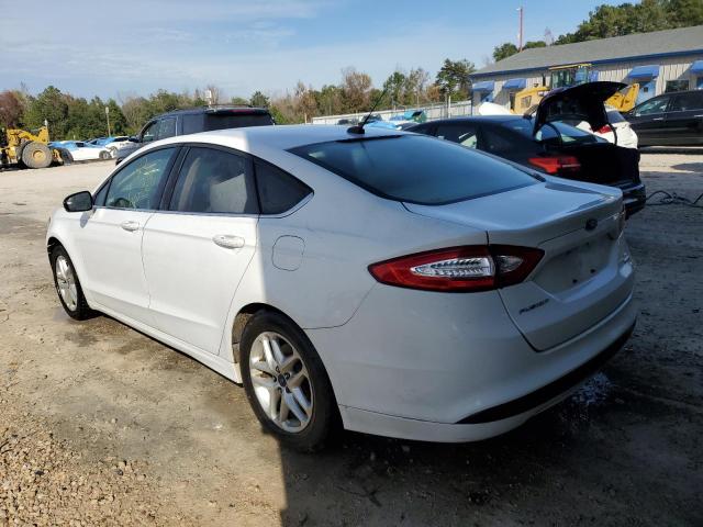 1FA6P0HD7E5374117 - 2014 FORD FUSION SE WHITE photo 2