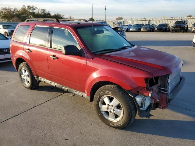 1FMCU0DG5BKB90759 - 2011 FORD ESCAPE XLT RED photo 4