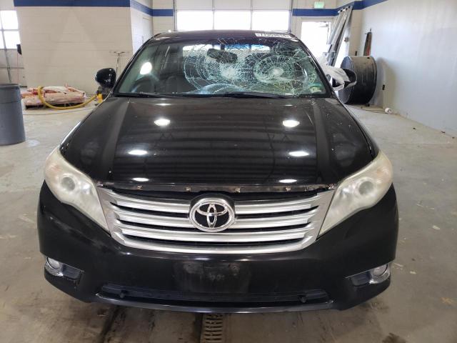 4T1BK3DB8CU452464 - 2012 TOYOTA AVALON BASE 黑色 照片 5