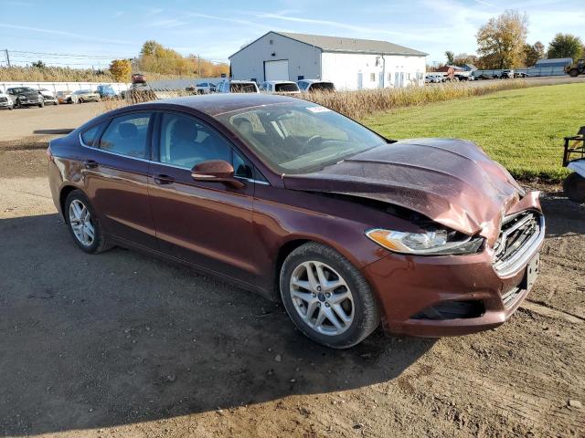 3FA6P0H78FR158589 - 2015 FORD FUSION SE MAROON photo 4