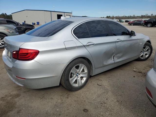 WBAXH5C55DD111053 - 2013 BMW 528 XI SILVER photo 3