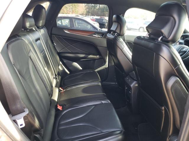 5LMCJ3D93HUL35982 - 2017 LINCOLN MKC RESERVE GRAY photo 11