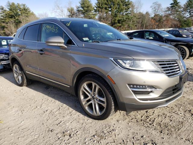 5LMCJ3D93HUL35982 - 2017 LINCOLN MKC RESERVE GRAY photo 4