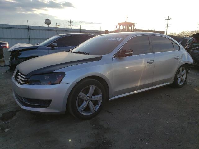 1VWBH7A39DC149110 - 2013 VOLKSWAGEN PASSAT SE SILVER photo 1