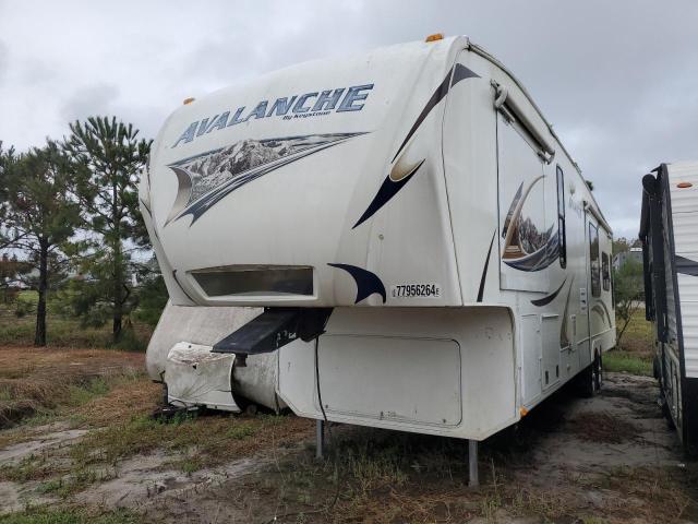 4YDF34520CE760033 - 2012 KEYSTONE AVALANCHE თეთრი ფოტო 2