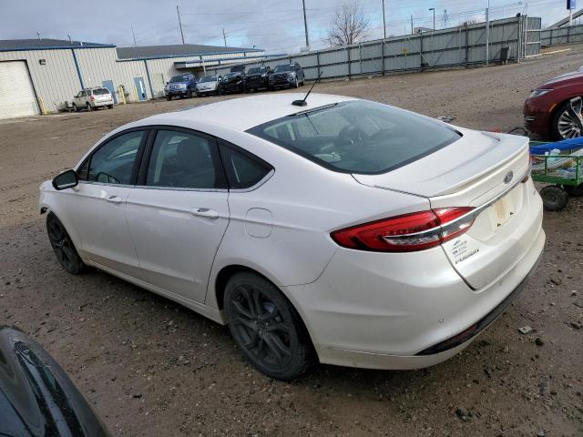 3FA6P0H7XJR134853 - 2018 FORD FUSION SE WHITE photo 2