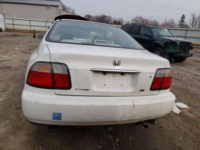 1HGCD7259VA002366 - 1997 HONDA ACCORD EX WHITE photo 6