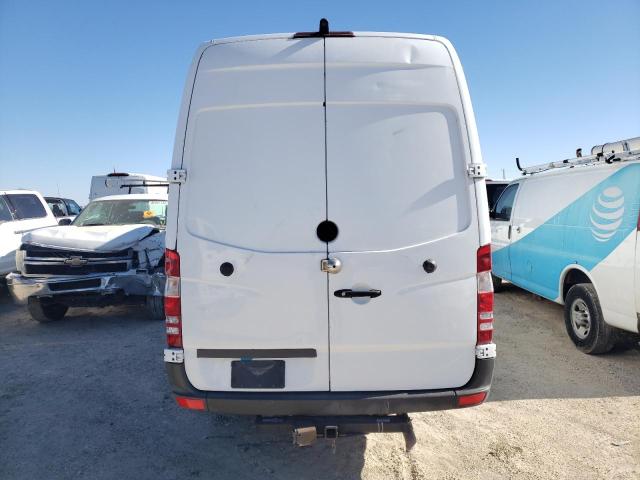 WD3PF1DD7GP307662 - 2016 MERCEDES-BENZ SPRINTER 3500 WHITE photo 6