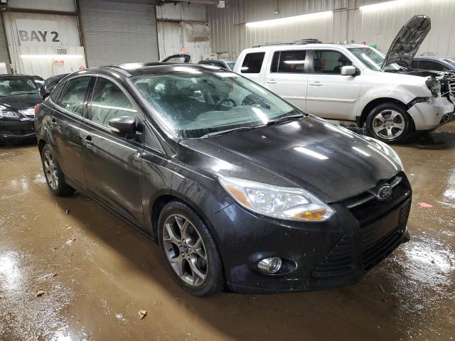 1FADP3F22DL241818 - 2013 FORD FOCUS SE BLACK photo 4