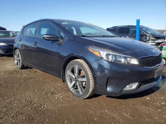 KNAFX5A87H5726666 - 2017 KIA FORTE EX BLACK photo 4