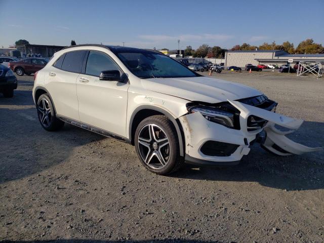 WDCTG4GB2GJ223064 - 2016 MERCEDES-BENZ GLA 250 4MATIC WHITE photo 4