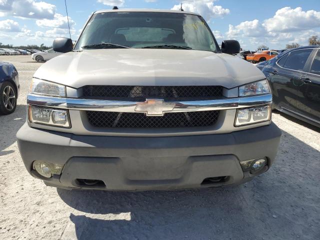 3GNEC12Z35G227983 - 2005 CHEVROLET AVALANCHE C1500 BEIGE photo 5