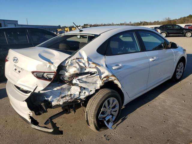 3KPC24A63NE165640 - 2022 HYUNDAI ACCENT SE WHITE photo 3