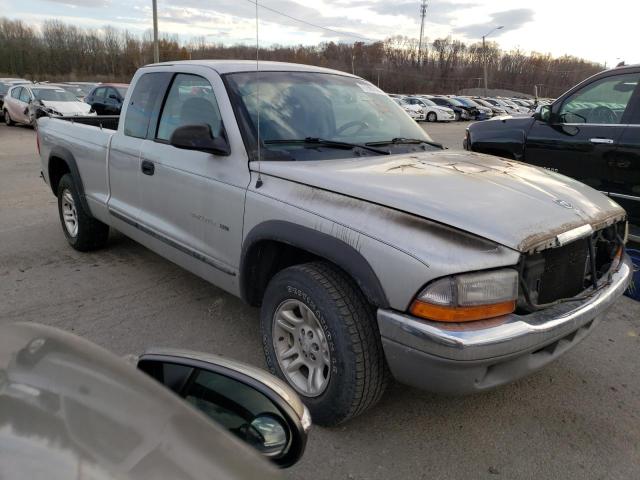 1B7GL22X11S343336 - 2001 DODGE DAKOTA SILVER photo 4