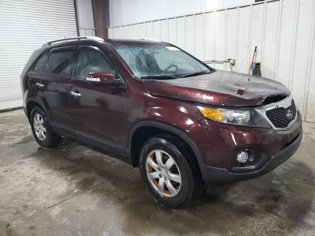 5XYKT3A14BG107543 - 2011 KIA SORENTO BASE BURGUNDY photo 4