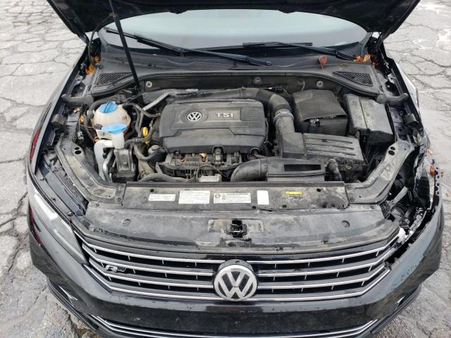 1VWDT7A32HC075347 - 2017 VOLKSWAGEN PASSAT R-LINE Schwarz Foto 11