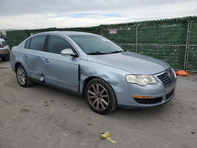 WVWEK93C26P031261 - 2006 VOLKSWAGEN PASSAT 2.0T LUXURY BLUE photo 4