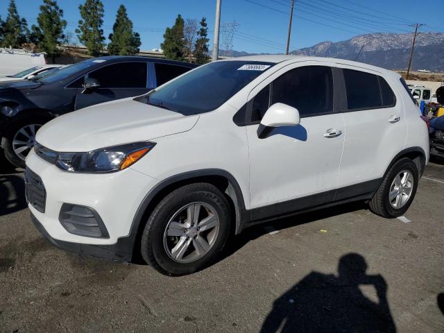 KL7CJKSB1LB061772 - 2020 CHEVROLET TRAX LS WHITE photo 1