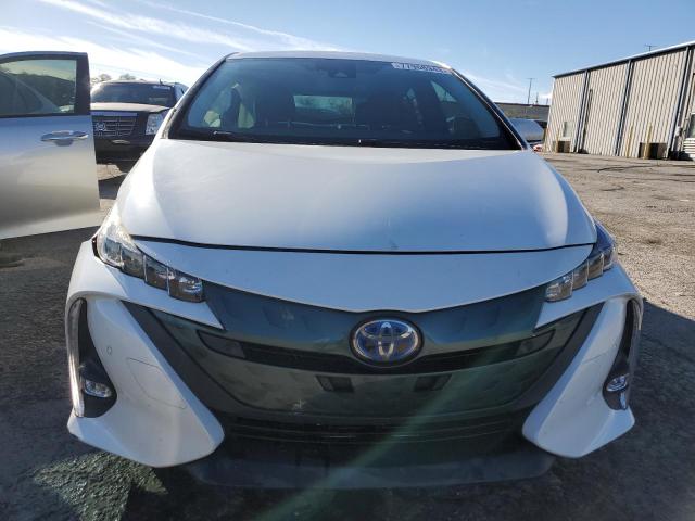 JTDKARFP2K3115568 - 2019 TOYOTA PRIUS PRIM WHITE photo 5