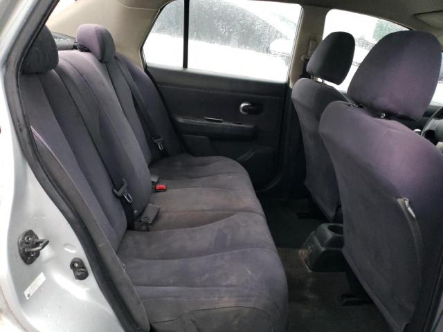 3N1BC11E67L447075 - 2007 NISSAN VERSA S SILVER photo 10