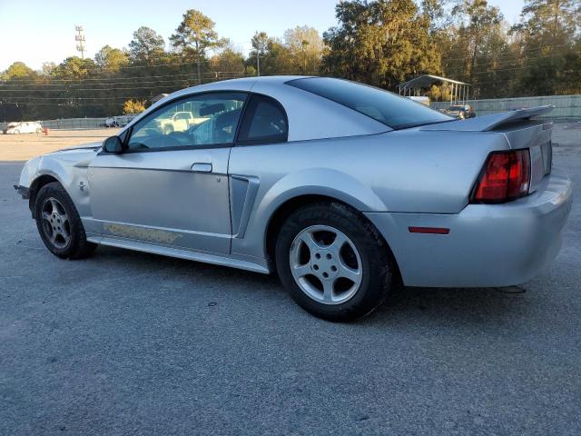 1FAFP4047YF266520 - 2000 FORD MUSTANG SILVER photo 2