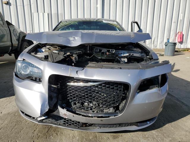 2C3CCAGG5JH268959 - 2018 CHRYSLER 300 S GRAY photo 5