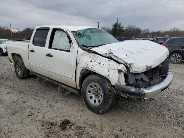 3GCRKSEA6AG237765 - 2010 CHEVROLET SILVERADO K1500 LT WHITE photo 4