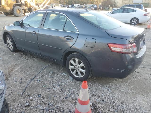 4T1BF3EK7BU677489 - 2011 TOYOTA CAMRY BASE BLUE photo 2