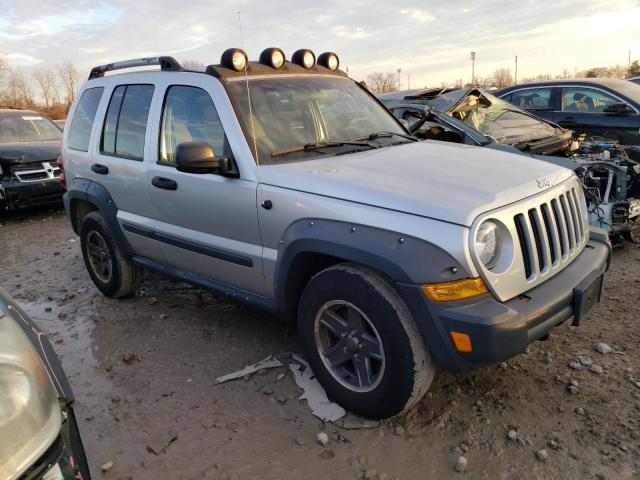 1J4GL38K96W219116 - 2006 JEEP LIBERTY RENEGADE 银色 照片 4