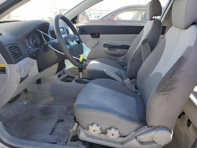 KMHCM36C48U060447 - 2008 HYUNDAI ACCENT GS WHITE photo 7