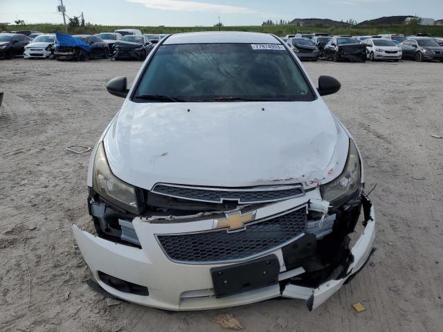 1G1PC5SH7C7306378 - 2012 CHEVROLET CRUZE LS WHITE photo 5